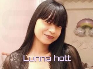 Lunna_hott