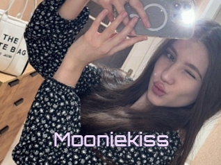 Mooniekiss