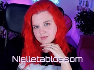 Nielletablossom