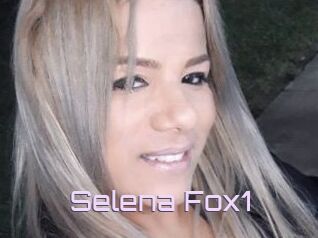 Selena_Fox1