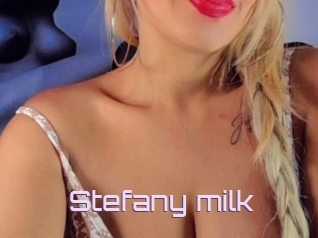 Stefany_milk